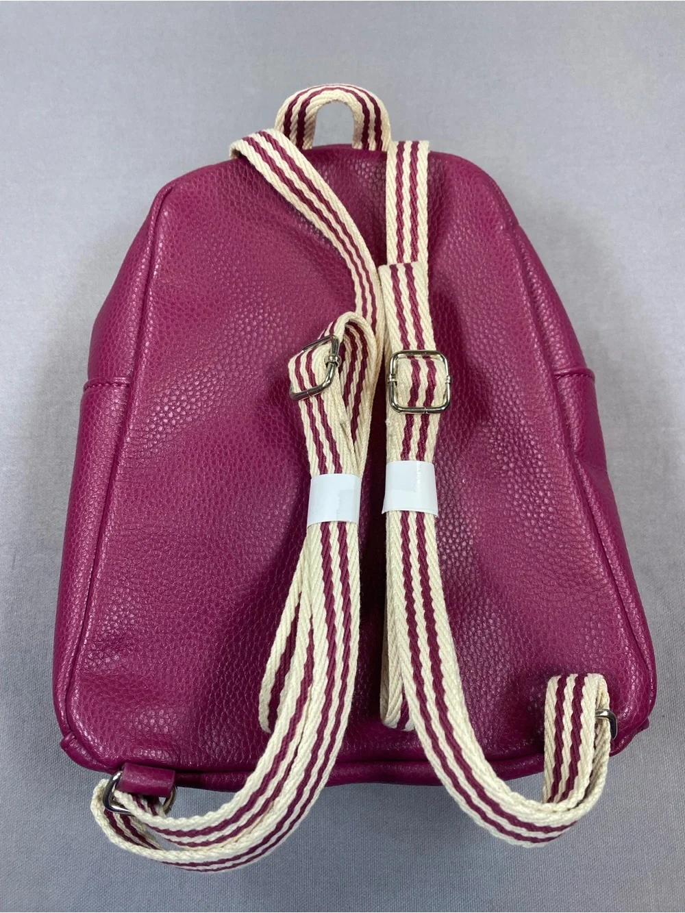 Jewell by Thirty One Mini Pebbled Backpack in Fuchsia